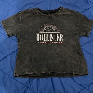 Hollister M T-shirt